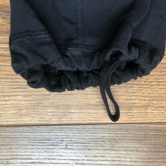 Lululemon VGUC size 8 yoga pants - Picture 3 of 4